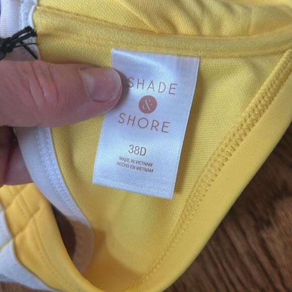 Shade & Shore Yellow Bikini Top with White Accents Size 38D New with Tags - Picture 3 of 4